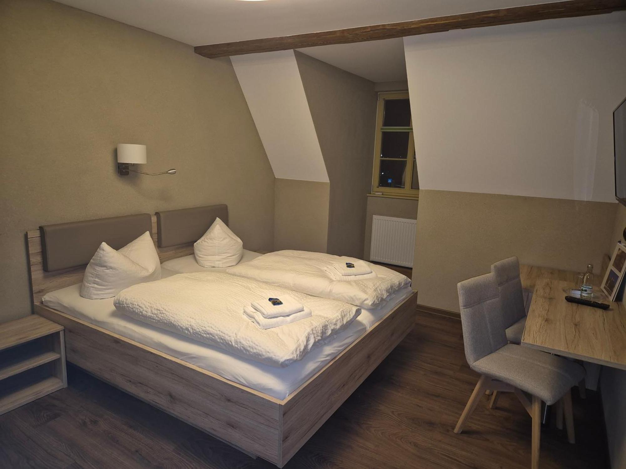 Teutsche Schule Otel Schleusingen Dış mekan fotoğraf