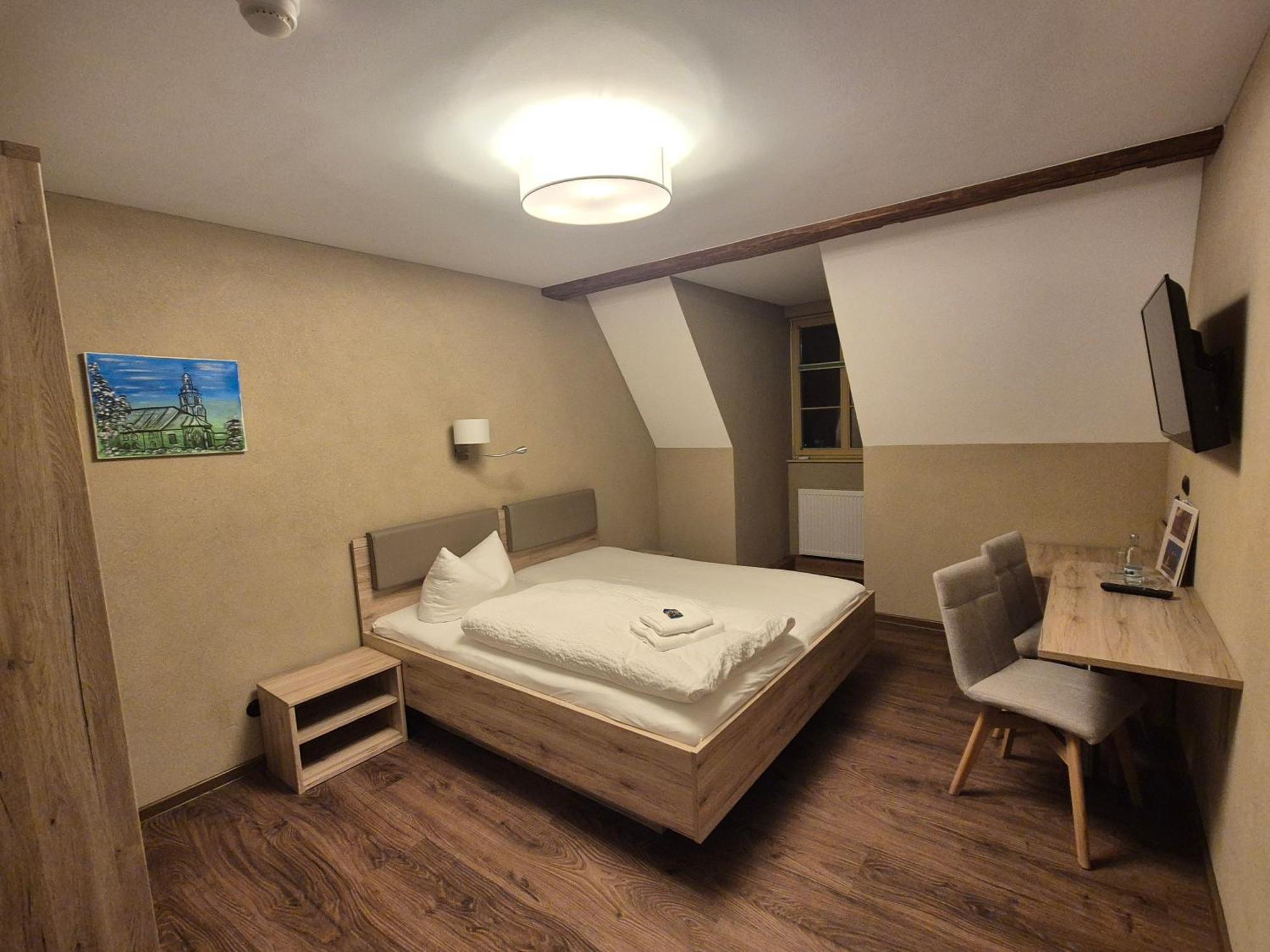 Teutsche Schule Otel Schleusingen Dış mekan fotoğraf