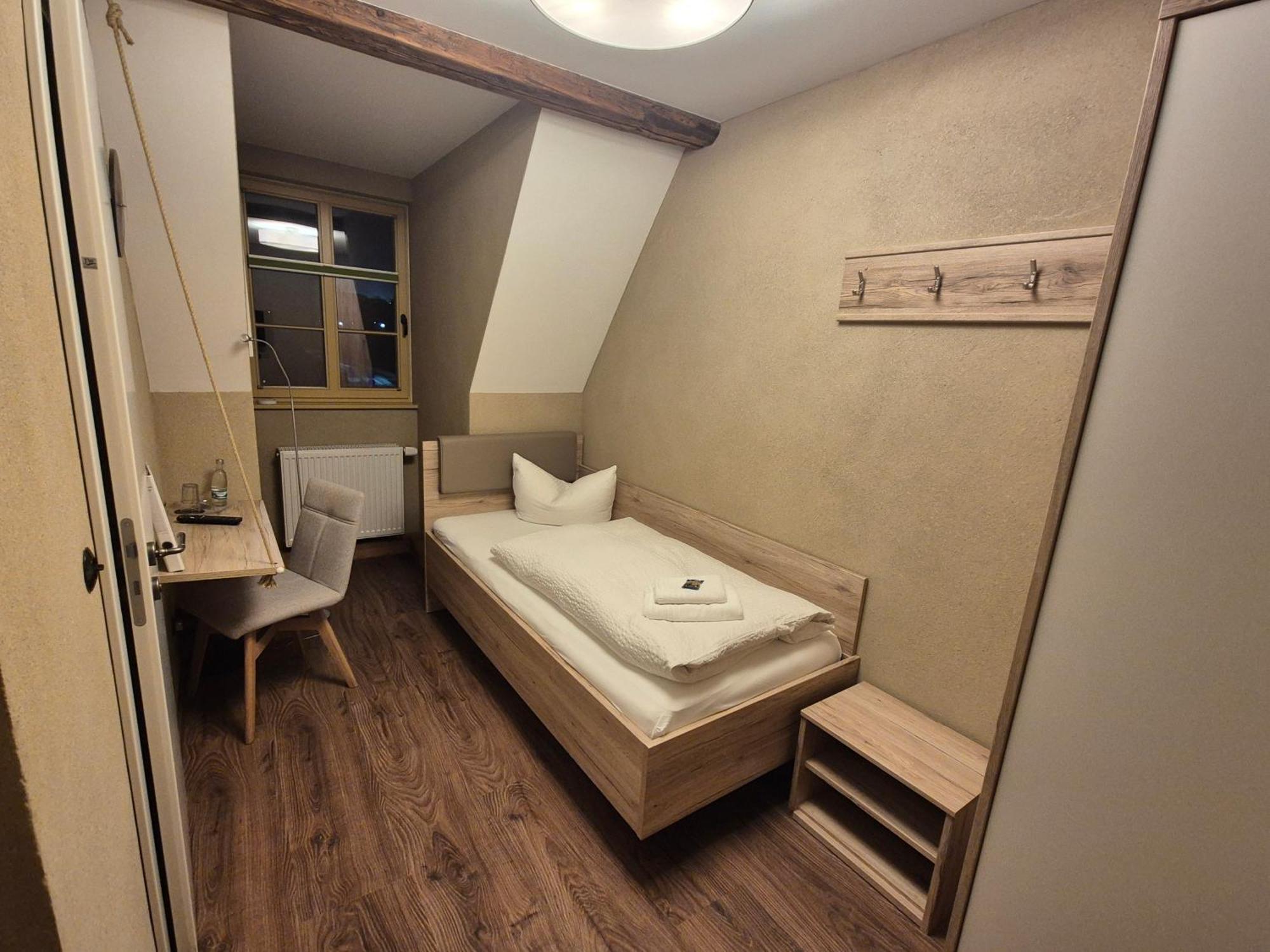 Teutsche Schule Otel Schleusingen Dış mekan fotoğraf