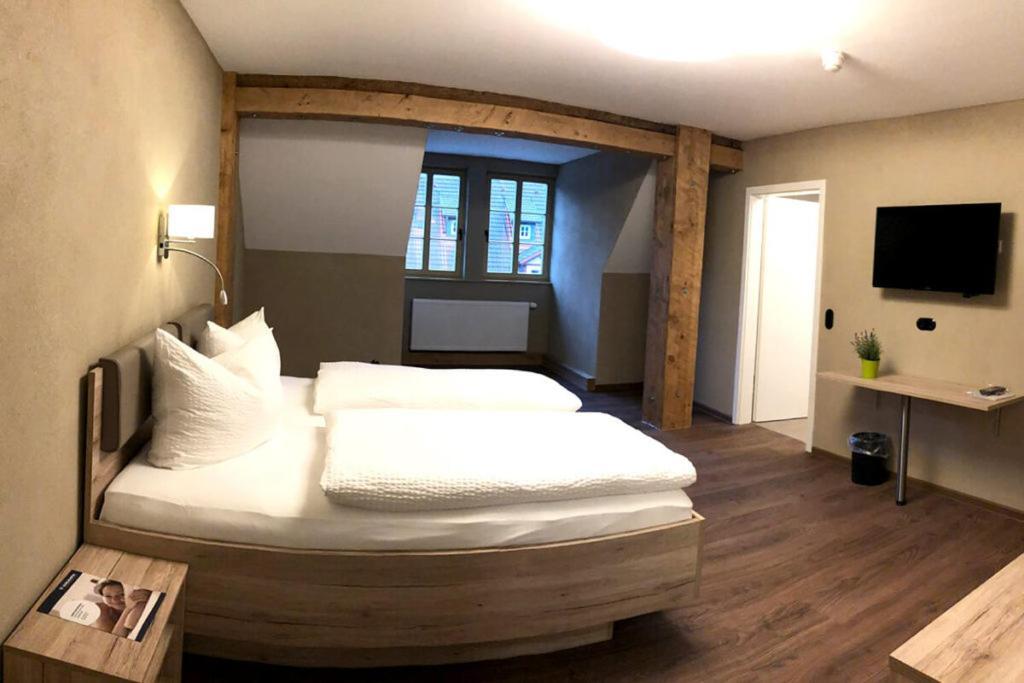 Teutsche Schule Otel Schleusingen Dış mekan fotoğraf